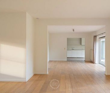 Charmante en ruime villa met tuin op wandelafstand van het dorpscen... - Foto 2