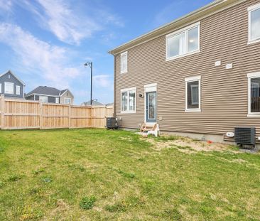 For Lease - 400 Epoch Street, Barrhaven, Ontario - Photo 2