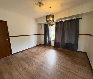 Spacious Family Home - Photo 3