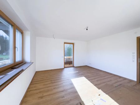 ERSTBEZUG NACH SANIERUNG! SONNIGE 4,5 - ZIMMER-BALKONWOHNUNG - Photo 4