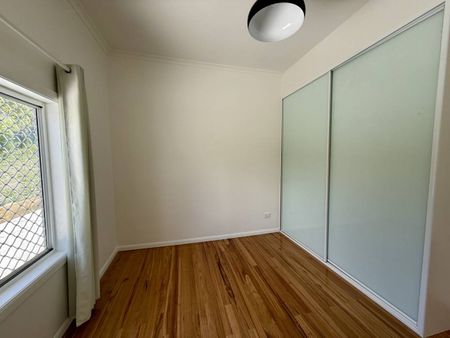 Charming Renovated Family Home in Morts Estate - Photo 4