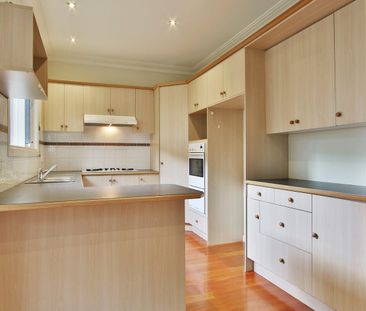 6 Clark Street, Sandringham, Vic 3191 - Photo 3