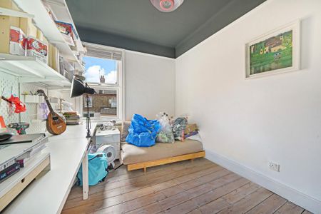 3 bedroom terraced house to rent - Photo 4