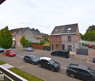 Appartement met 2 slaapkamers, staanplaats en kelder - Photo 1