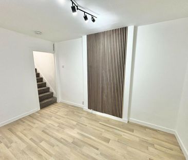 3 bedroom maisonette to rent - Photo 4