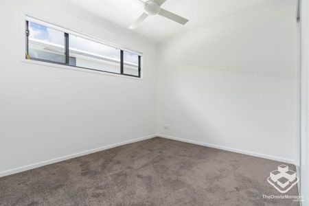 $ bedroom Townhouse - Photo 2