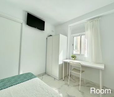 Avenida Sánchez Pizjuan, Sevilla, Andalusia 41009 - Photo 1