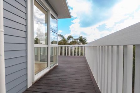 3 Bedroom plus Study in Beach Haven - Photo 3