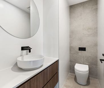 11 Gowrie Crescent, Westmead, NSW 2145 - Photo 2