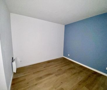 A VILLENEUVE SUR LOT, T2 DE 45,1M2 NEUF, AVEC TERRASSE ET PA - Photo 6