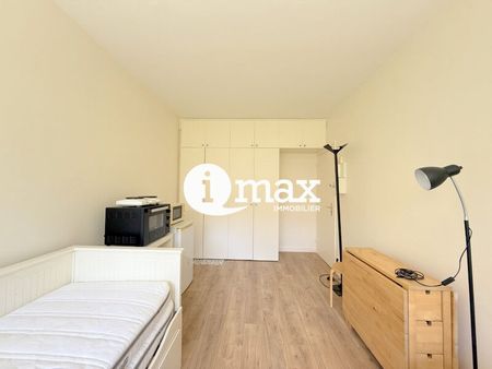 Location Appartement NEUILLY SUR SEINE - - Photo 2