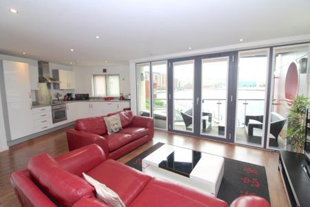 2 bedroom apartment to rent - Photo 3