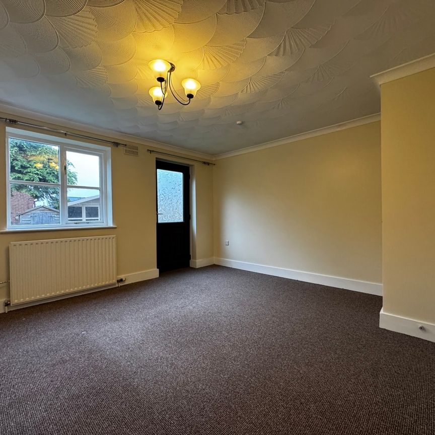 The Fairways, Scunthorpe - Photo 1