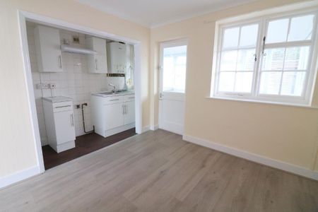 2 Bedroom End Terraced To Rent - Photo 5