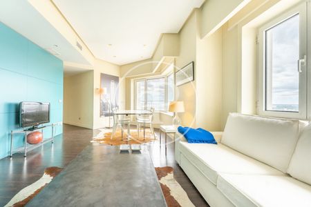 Apartment for rent in Plaza de España - Photo 3