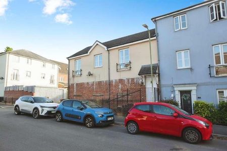 Heron Drive, Penallta, Hengoed, CF82 - Photo 3