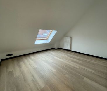 Gerenoveerde rijwoning in een rustige straat in de Brugse Poort - Photo 3