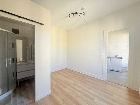 Location Appartement 1 pièce 23m² BORDEAUX 33000 - Photo 5