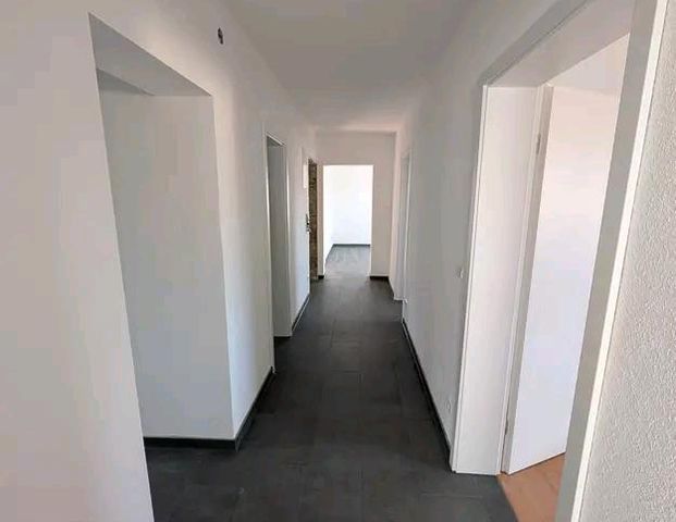 Erstbezug nach Sanierung:4 Zimmer WHG m. Balkon in Gerlingen - Photo 1