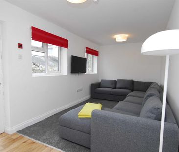 Headland Park, Plymouth - Photo 1