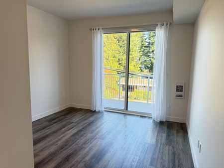 660 Beach Road - 302 - Photo 4