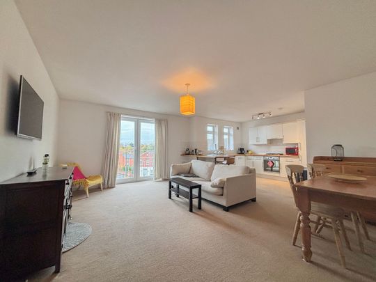 2 bed flat to rent in The Blundells, Goodway House The Blundells, CV8 - Photo 1