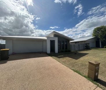 Charming 3-Bedroom Home in Gracemere! - Photo 1