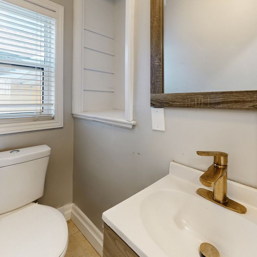 For Lease - 4219 Stouffville Road, Whitchurch-Stouffville, Ontario - Photo 1