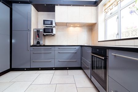 1 bedroom room to rent Constitution Hill Road, Parkstone, BH14 - Photo 3