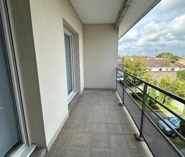 Location Appartement 2 pièces Meublé 50m² MERIGNAC 33700 - Photo 6