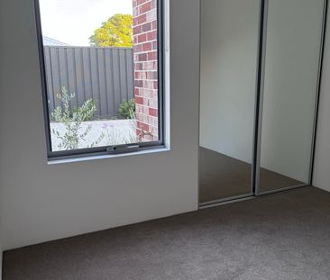 Willagee - Photo 6