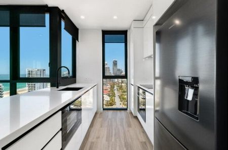 Broadbeach - Photo 3