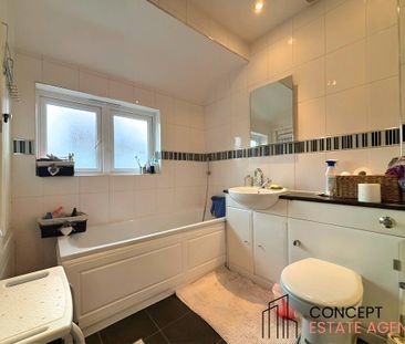 3 bedroom terraced house to rent - Photo 3