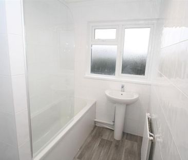 2 bedroom maisonette to rent - Photo 6