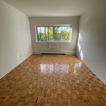 2 CH - 1 SDB - Montréal - $1,749 /mo - Photo 3
