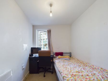 2 Bed Flat, Birmingham, B5 - Photo 3