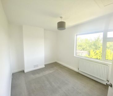 2 bedroom semi-detached house to rent - Photo 2