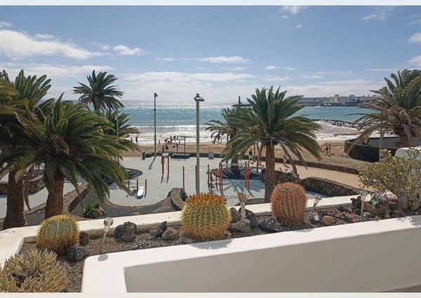 Lanzarote, Avenida Islas Canarias, 14