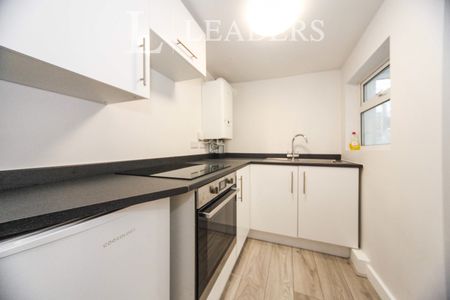 2 bedroom house to rent Princes Street, Dunstable, Bedfordshire, LU6 - Photo 5