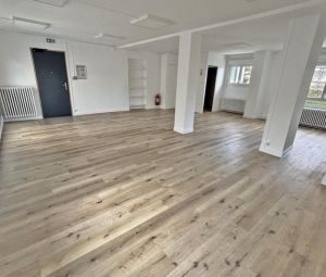 Location Appartement à ST JEAN DE BOURNAY - Photo 1