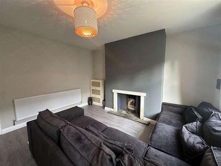 Aire View, Keighley, BD20 - Photo 4