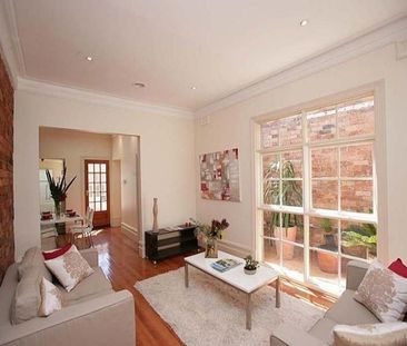 Princes Charm! - Photo 6