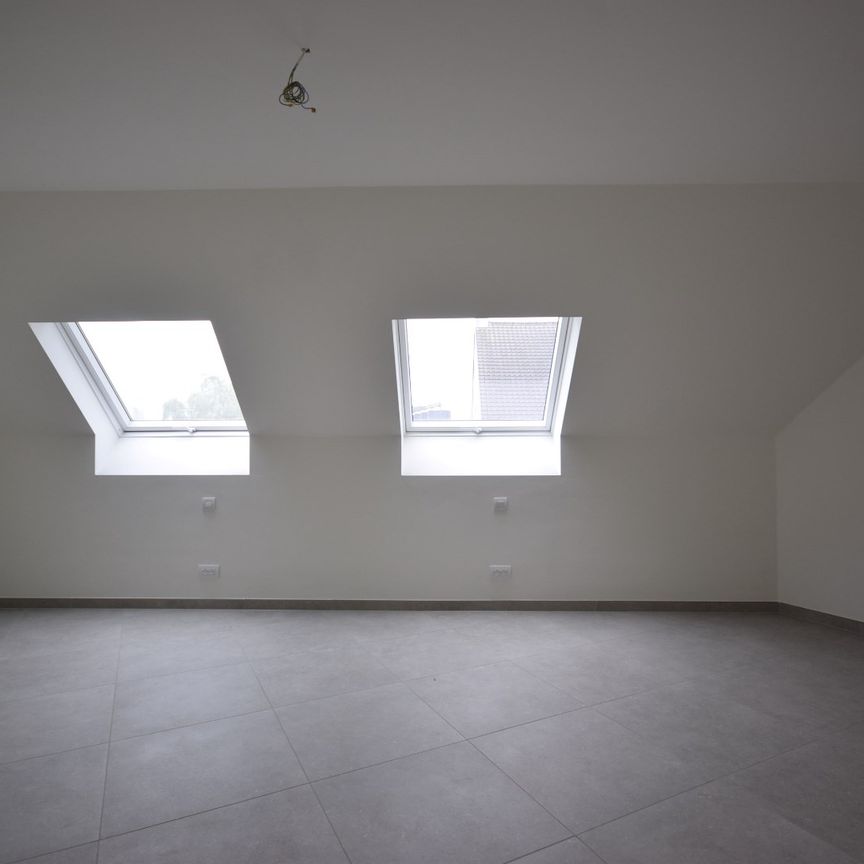 Stijlvol duplex appartement met 2 slaapkamers te huur! - Foto 1