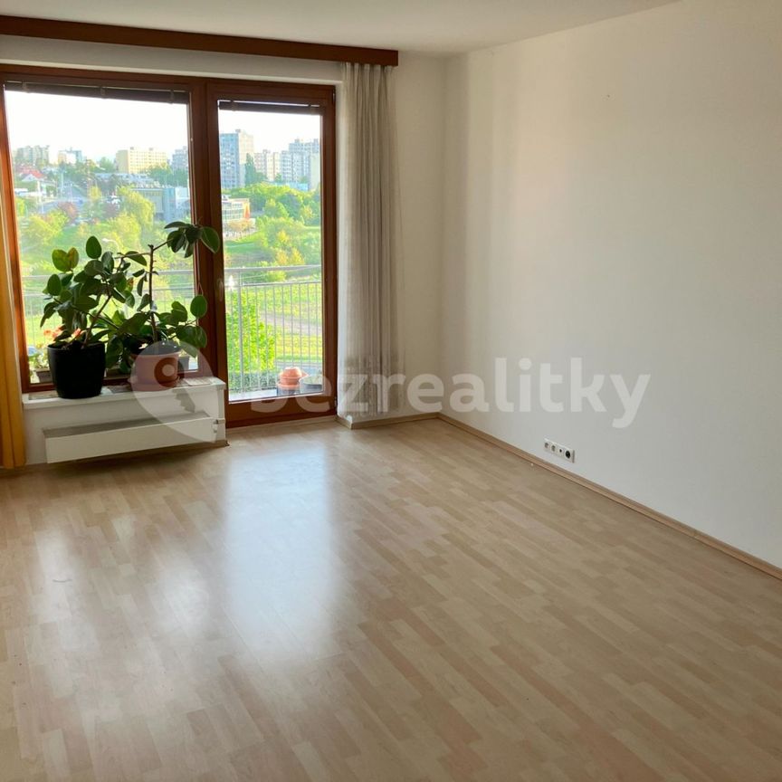 Pronájem bytu 2+kk • 55 m² bez realitkyBratislavská, Praha - Hostivař - Photo 1