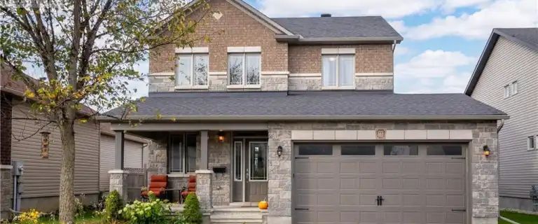 661 BRUXELLES STREET | 661 BRUXELLES STREET, Russell - Photo 1