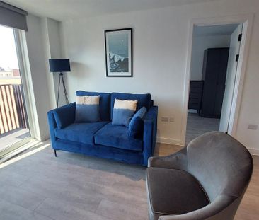 2 bedroom flat to rent - Photo 1