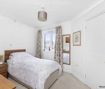 1 bedroom property to rent in Camberley - Photo 5