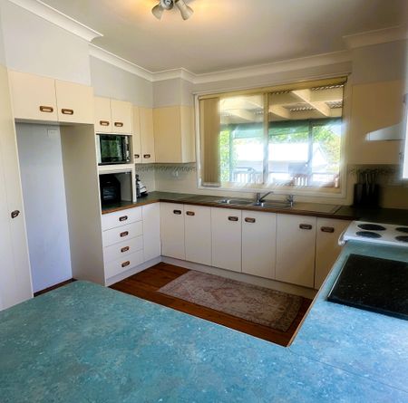 63 Desmond Street, Cessnock NSW 2325 - House For Rent | Domain - Photo 4
