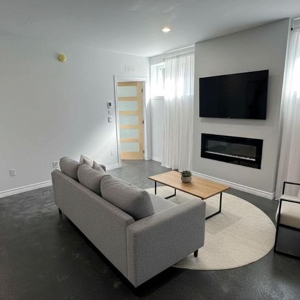 3 ½ – Rénové à neuf – Limoilou - Photo 1