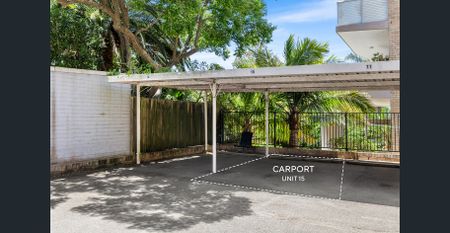 Stunning Fully Renovated Coastal Retreat in Premier Mosman Setting - Photo 4